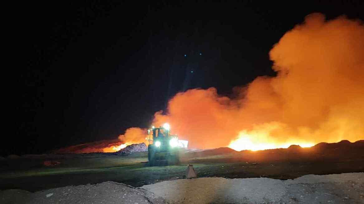 Φωτιά κοντά σε εργοστάσιο ανακύκλωσης στα Χανιά - Ισχυρές δυνάμεις στην περιοχή
