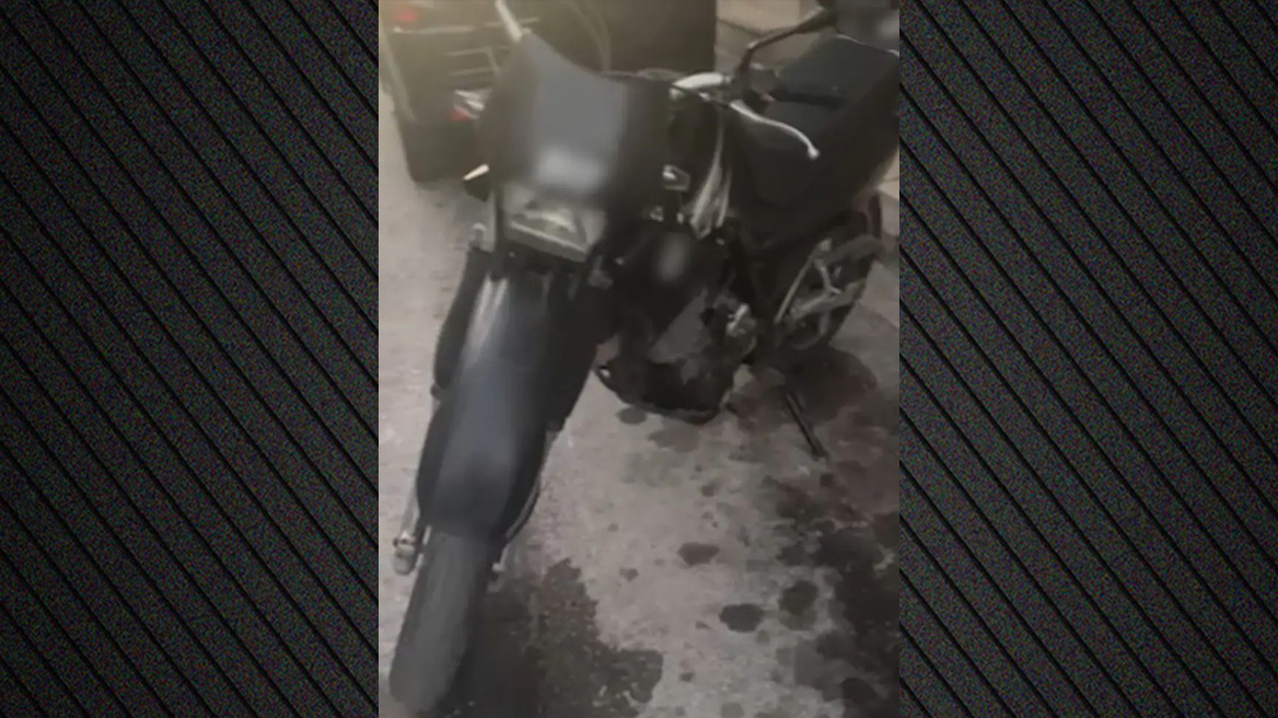 Συνελήφθη 28χρονος επειδή έκανε σούζα με μοτοσικλέτα για περίπου 350 μέτρα σε κεντρική Λεωφόρο της Καλλιθέας