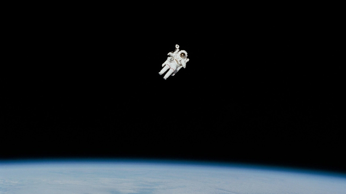 Αστροναύτης κοίταξε τη Γη από το Διάστημα και ανακάλυψε την αλήθεια για την ανθρωπότητα
