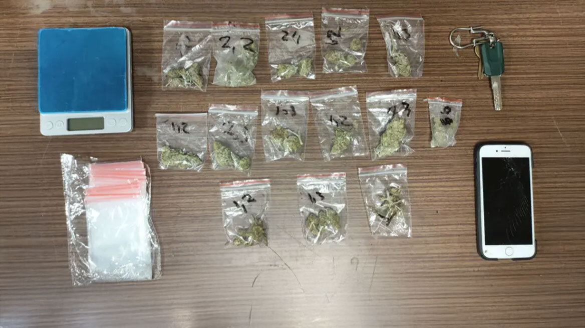 Συνελήφθη ανήλικος για κατοχή και διακίνηση ναρκωτικών στη Δυτική Αττική