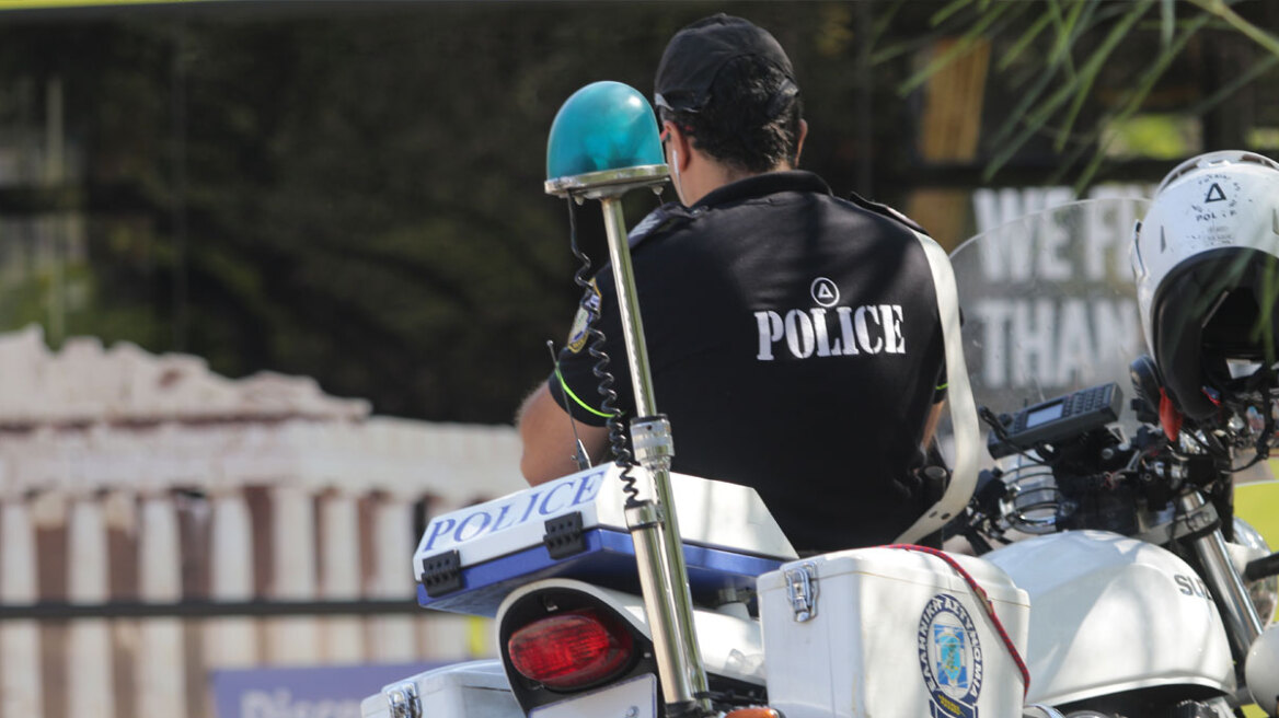 Συνελήφθη οδηγός μηχανής στη Θεσσαλονίκη: Έτρεχε με 128 χιλιόμετρα την ώρα σε κατοικημένη περιοχή