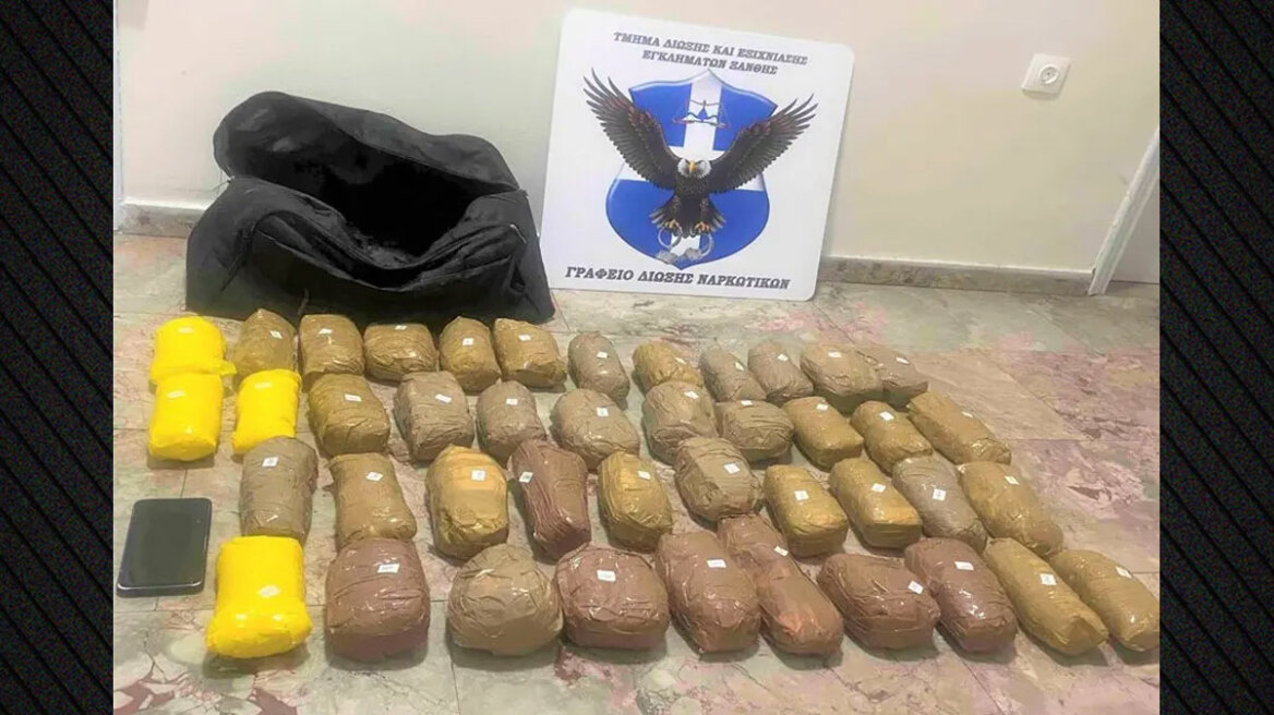 Φλώρινα: Συνελήφθη αλλοδαπός που μετέφερε 21,5 κιλά ηρωίνης	
