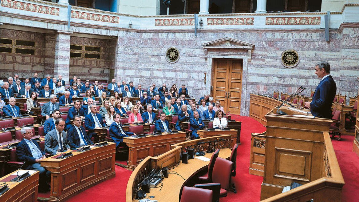 Μετά τη ΔΕΘ: Γέφυρες και μηνύματα για επανασυσπείρωση από τον Μητσοτάκη 