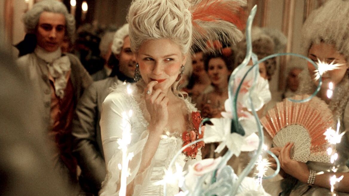 Η νέα συλλογή του Manolo Blahnik είναι εμπνευσμένη από την Μαρία Αντουανέτα
