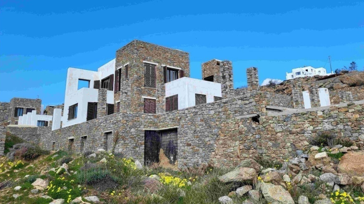 Πλειστηριασμοί: Εβδομάδα με «βαριά ονόματα» και… άρωμα Μυκόνου (pics)
