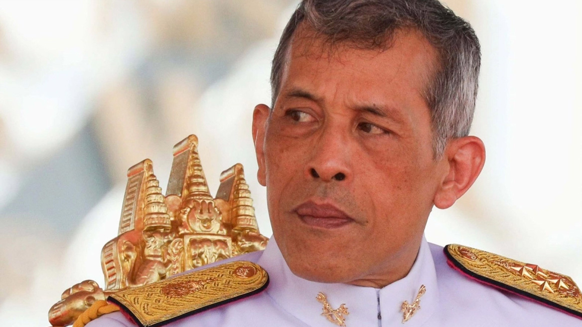 Αυτός είναι ο πλουσιότερος βασιλιάς στον κόσμο: Eχει 17.000 σπίτια, 38 ιδιωτικά τζετ, 300 αυτοκίνητα και 52 πολυτελή σκάφη