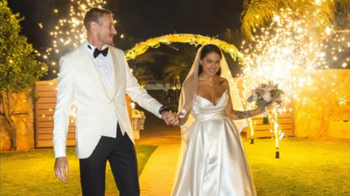 Ο Παναγιώτης Τριβυζάς παντρεύτηκε και βάφτισε την κόρη του - Δείτε βίντεο και φωτογραφίες