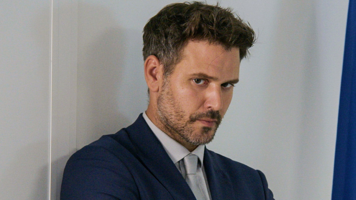 Μιχάλης Λεβεντογιάννης: Θεατρική επιστροφή με ερωτικό θρίλερ στο «Πτι Παλαί»