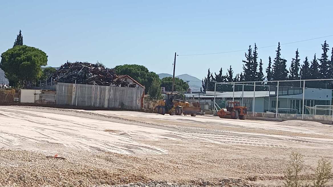 Συνελήφθη 38χρονος στη Θεσσαλονίκη - Μπάζωσε κοίτη ρέματος για να φτιάξει γήπεδο ποδοσφαίρου
