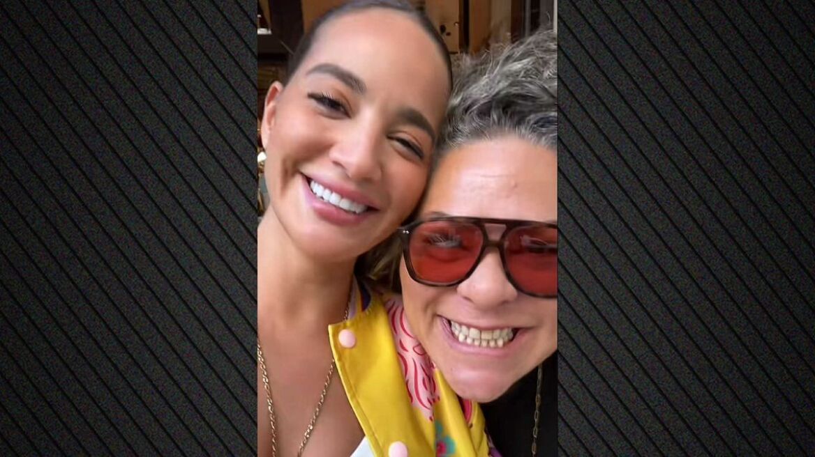 Η Ρία Ελληνίδου συνάντησε τη Ματούλα Ζαμάνη - Δείτε το βίντεο στο TikTok