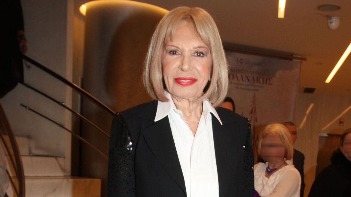 Η Ρίκα Διαλυνά αποκάλυψε τον λόγο που διέκοψε τη συνεργασία της με την Αλίκη Βουγιουκλάκη στο θέατρο