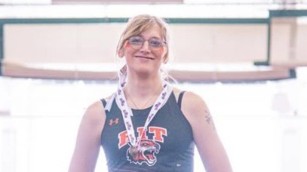 Τρανς αθλήτρια κατέθεσε μήνυση κατά του NCAA και του κολεγίου SUNY Geneseo για τον αποκλεισμό της από αγώνες γυναικών