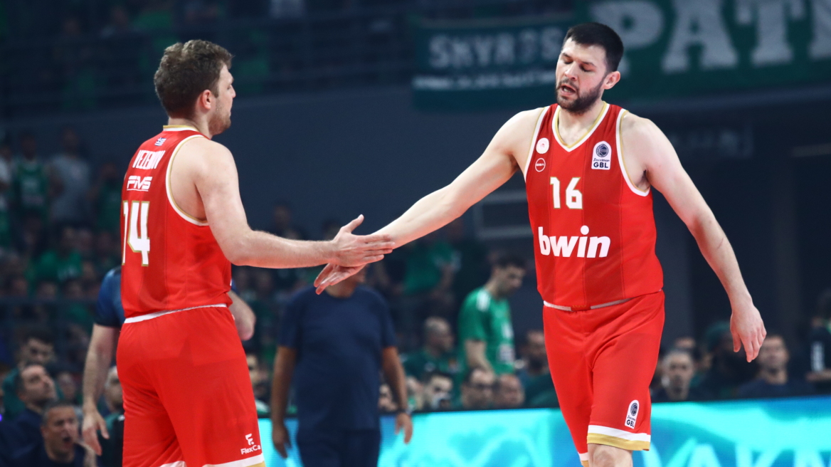 Παπανικολάου, Βεζένκοφ και ΜακΚίσικ αποκάλυψαν τους αγαπημένους τους παίκτες από τον ποδοσφαιρικό Ολυμπιακό - Βίντεο 