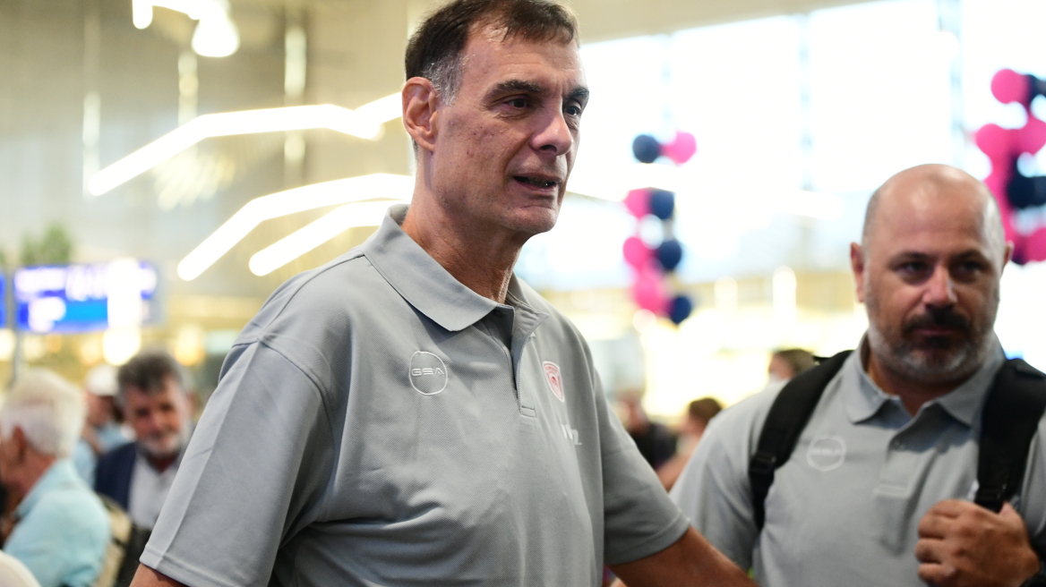 Μπαρτζώκας: Πρέπει να είμαστε έτοιμοι για το Super Cup, δεν θα έχουμε μεταγραφή έως το ταξίδι στην Ισπανία - Βίντεο 