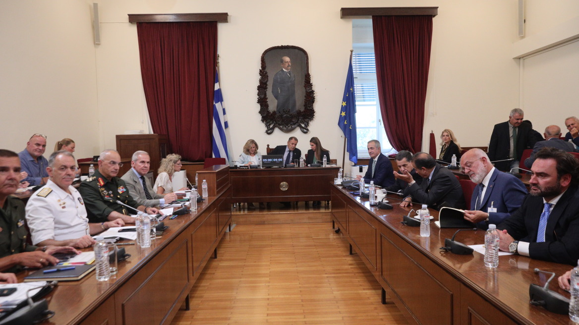 Εγκρίθηκαν κατά πλειοψηφία στην αρμόδια επιτροπή της Βουλής οι συμβάσεις για τις φρεγάτες Belharra