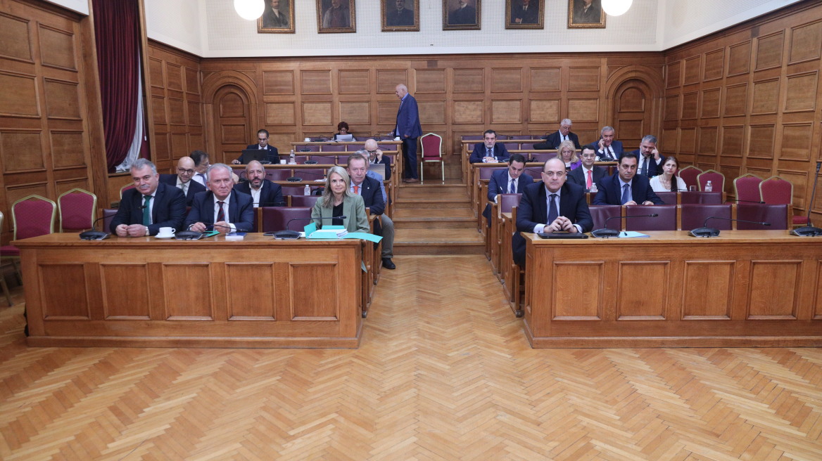 Εξεταστική για ΟΠΕΚΕΠΕ: Καταθέτουν οι πρώην πρόεδροι Σημανδράκος και Μπαμπασίδης - Οι καταγγελίες του Νίκου Σαλάτα για την Ευρωπαϊκή Εισαγγελία