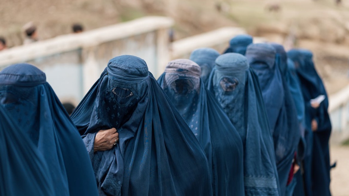 ​Οι Ταλιμπάν ξεκίνησαν εκστρατεία κατά των κρυφών ινστιτούτων ομορφιάς στο Αφγανιστάν