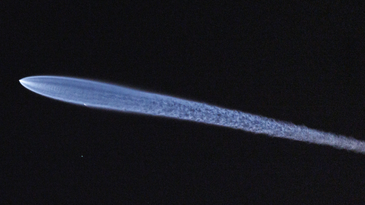 Ο Γερμανός υπ. Άμυνας λέει ότι ρωσικοί δορυφόροι καταδιώκουν γερμανικούς στο διάστημα