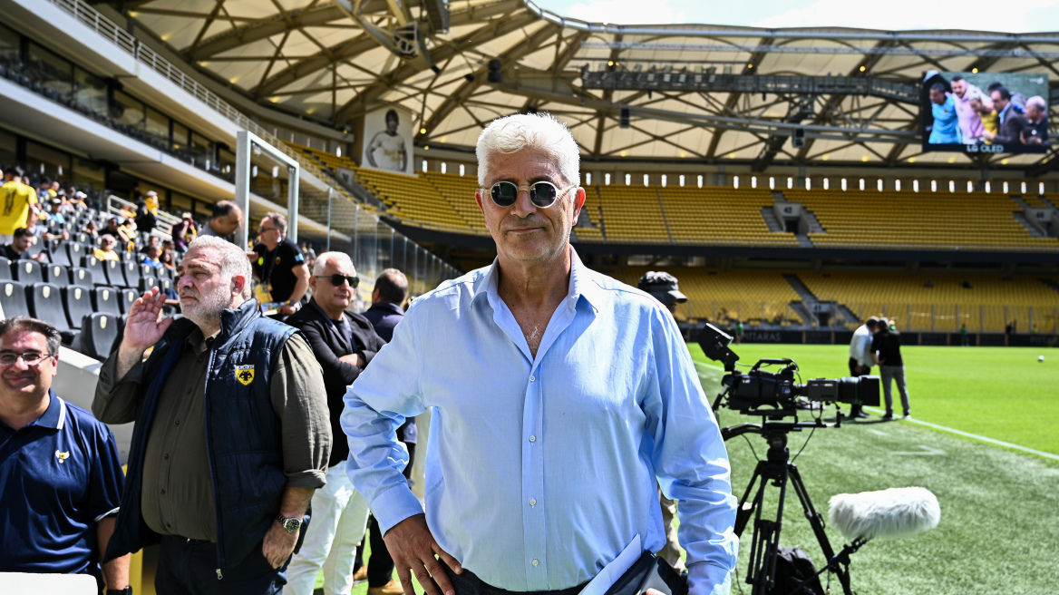 Μανωλάς: «Η ΑΕΚ έχει την πιο βαριά φανέλα στην Ελλάδα, ευχαριστώ τον Θεό που τη φόρεσα»
