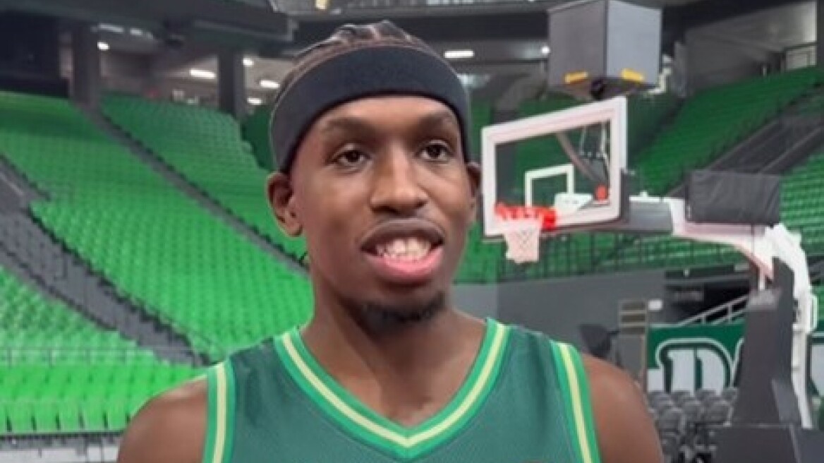 Παναθηναϊκός: Σορτς και Χολμς δοκίμασαν σπανακόπιτα, γαλακτομπούρεκο, χωριάτικη σαλάτα και ξετρελάθηκαν - Βίντεο 