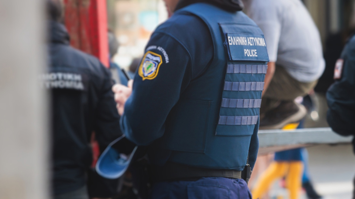 Μυτιλήνη: Βρέθηκε βλήμα πυροβολικού κατά τη διάρκεια εργασιών σε σπίτι