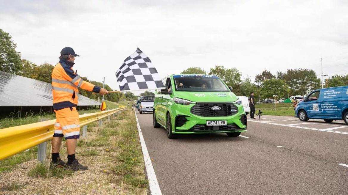 Το Ford Transit στα ρεκόρ Guinness