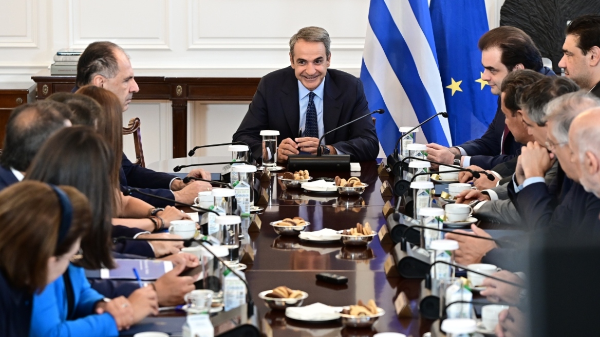 Σημαντικά νομοσχέδια και προγραμματισμός προσλήψεων στο επίκεντρο.