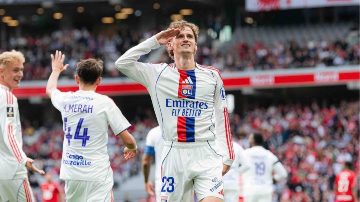 Ligue 1: Έπιασε την Παρί Σεν Ζερμέν στην κορυφή η Λιόν, 1-0 τη Λιλ - Δείτε το γκολ