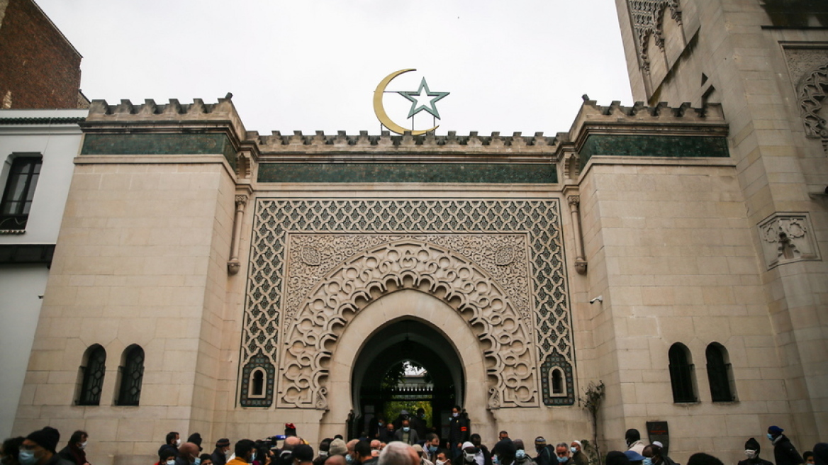 Έντεκα συλλήψεις στη Σερβία για επιθέσεις σε συναγωγές και τζαμιά σε Γαλλία και Γερμανία – Έβαζαν κεφάλες χοίρων κοντά σε τεμένη
