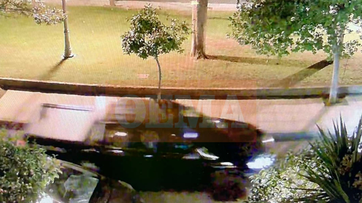 Βασίλης Μπισμπίκης: Η στιγμή που διαφεύγει μετά το τροχαίο στη Φιλοθέη - Δείτε φωτογραφίες
