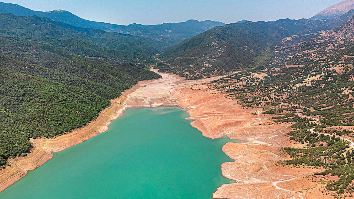 Νερό για έναν χρόνο στην Αθήνα αν δεν βρέξει τον χειμώνα - Έρευνα για τη λειψυδρία