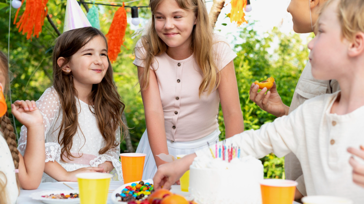 Όταν το φαγητό στα παιδικά πάρτι γίνεται πιο απλό με τις σωστές επιλογές
