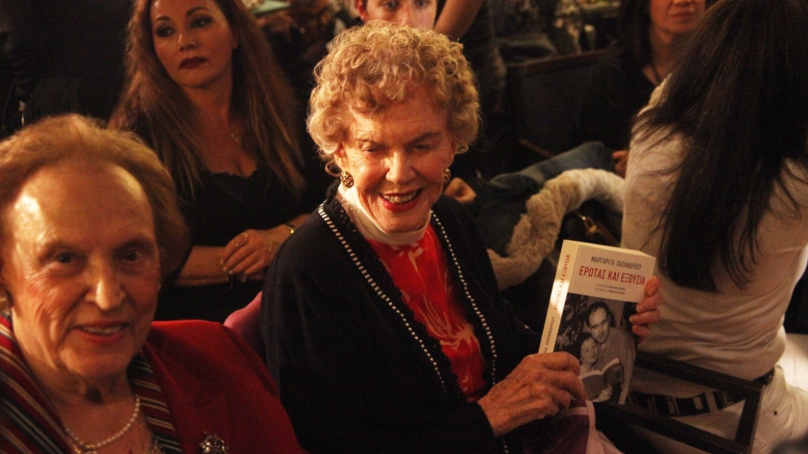 Η ευχετήρια ανάρτηση του Γιώργου Παπανδρέου για τα 102α γενέθλια της μητέρας του