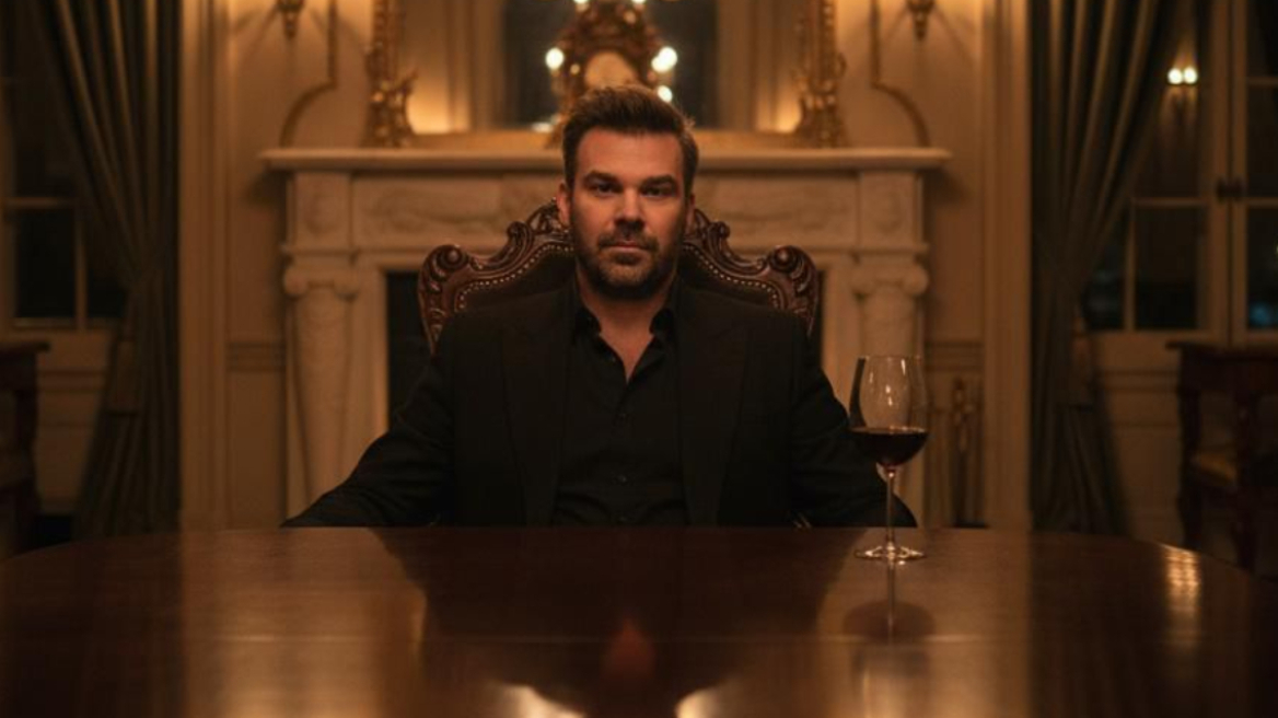 Το «Προς Το Παρόν» επιστρέφει από τον Σαμπάνη με νέα ενορχήστρωση και κλιπ