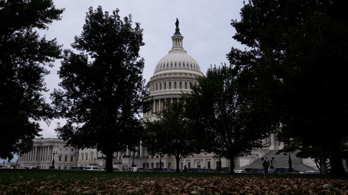 Σπάει ρεκόρ το shutdown στις ΗΠΑ: 36 ημέρες χωρίς συμφωνία με τον Τραμπ στο τιμόνι