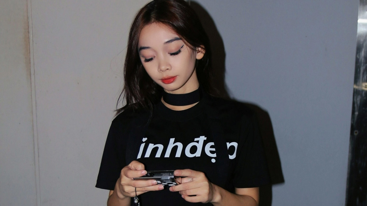 Ρομαντικές σχέσεις με Τεχνητή Νοημοσύνη: απιστία ή νέα μορφή συντροφικότητας;