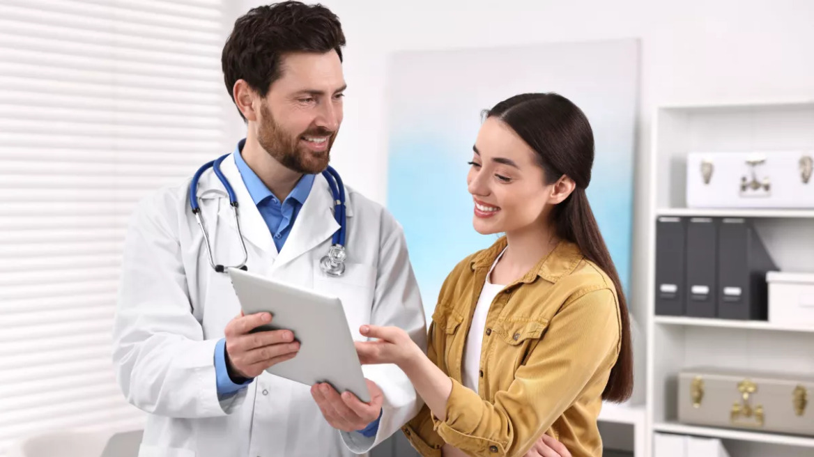 Ιατρικά ραντεβού: Πόσες χιλιάδες κλείστηκαν στα νοσοκομεία με το νέο σύστημα
