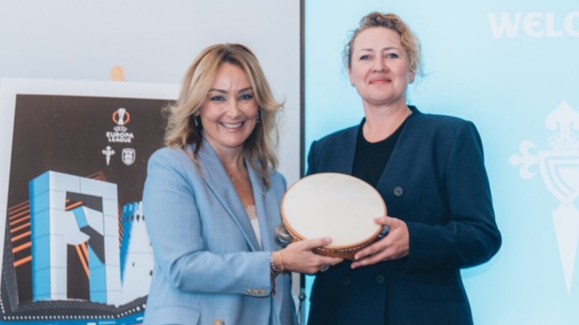 Η πρόεδρος της Θέλτα έκανε δώρο στον ΠΑΟΚ ένα παραδοσιακό ντέφι της Γαλικίας 