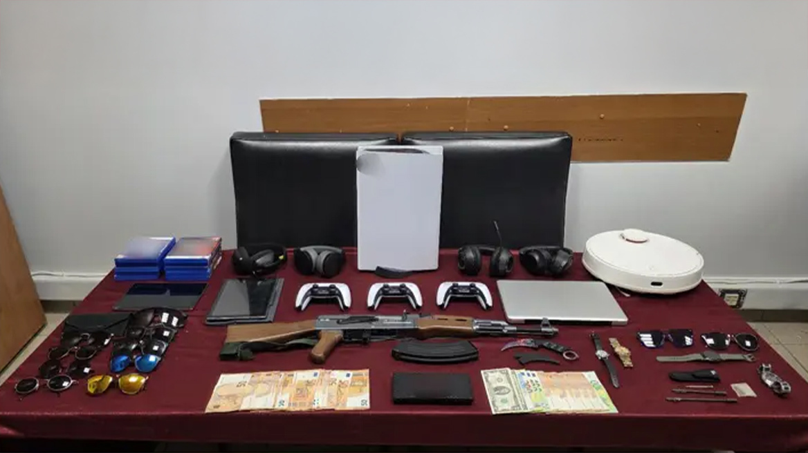 Θεσσαλονίκη: Συνελήφθησαν μέλη εγκληματικής οργάνωσης που εισέβαλαν σε σπίτια με κλειδιά «πασπαρτού»
