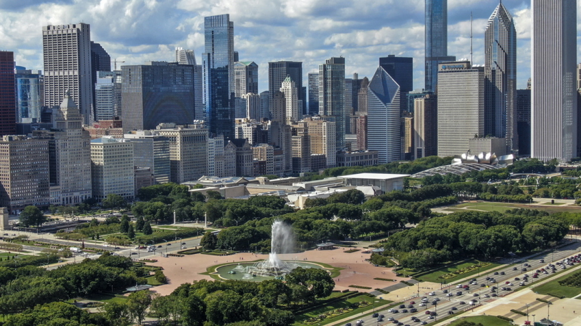 Η κυβέρνηση Τραμπ «πάγωσε» χρηματοδότηση 2 δισ. δολαρίων προς το Σικάγο
