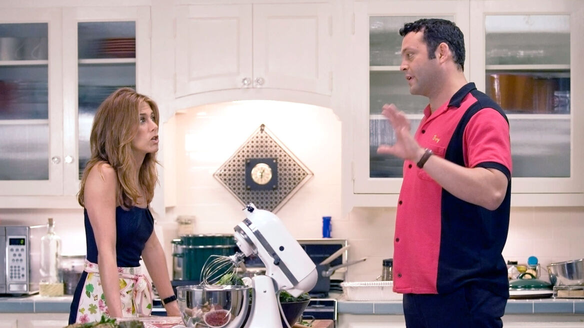 Η φράση που νομίζουμε πως βοηθά στη σχέση, αλλά στην ουσία την καταστρέφει