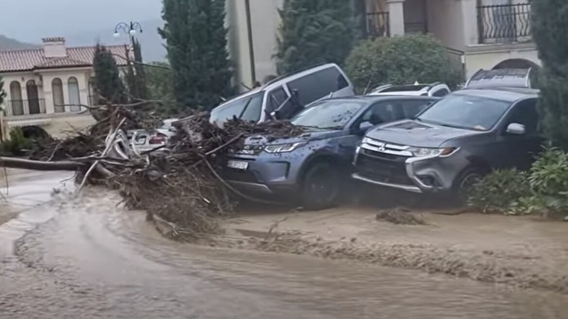 Ισχυρή κακοκαιρία σάρωσε τη Βουλγαρία - Τρεις νεκροί, ανάμεσά τους δύο διασώστες