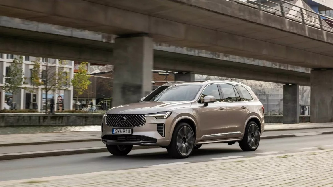 Ανάρπαστα τα plug-in υβριδικά της Volvo

