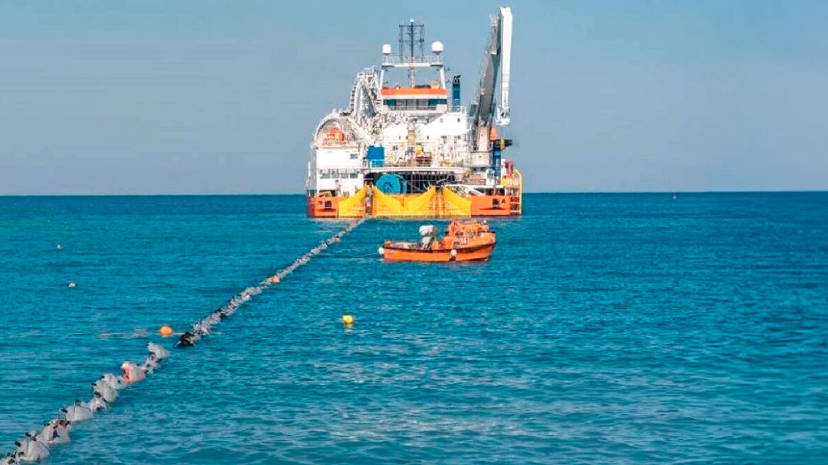 Μπλέξαν τις γραμμές τους για την ηλεκτρική διασύνδεση Ελλάδας - Κύπρου  ΑΔΜΗΕ και Λευκωσία - Επίσημη διάψευση από την ελληνική πλευρά