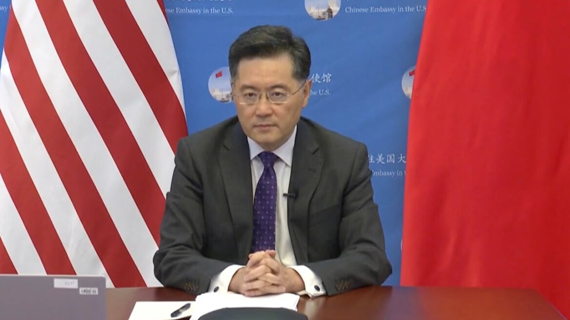 Ο Κινέζος ΥΠΕΞ Γουάνγκ Γι επισκέπτεται Ιταλία και Ελβετία