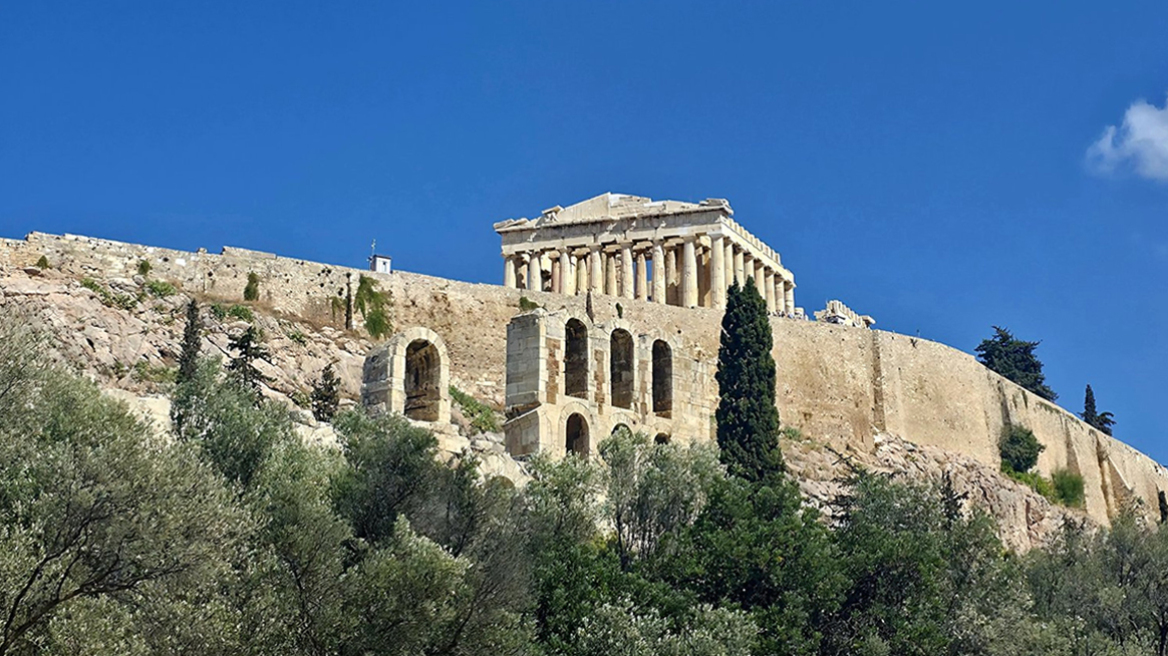 Βγήκαν οι σκαλωσιές από τη δυτική πλευρά του Παρθενώνα