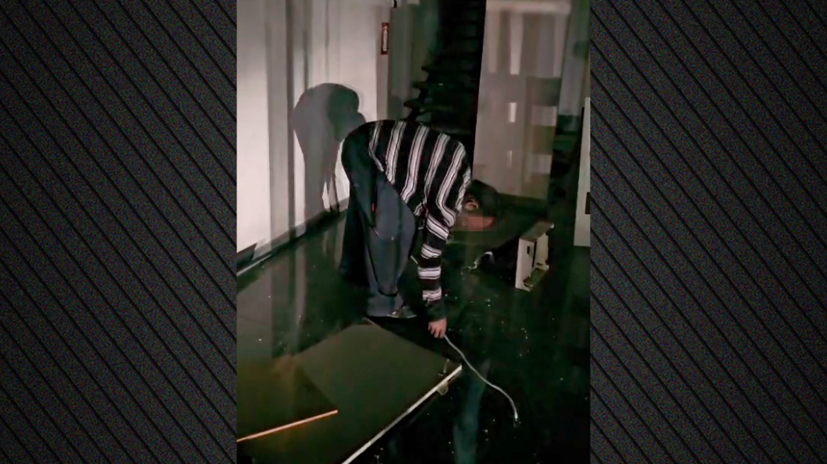 Μεταξουργείο: Μπλακ άουτ προκλήθηκε στη περιοχή από άνδρα που έκλεβε καλώδια