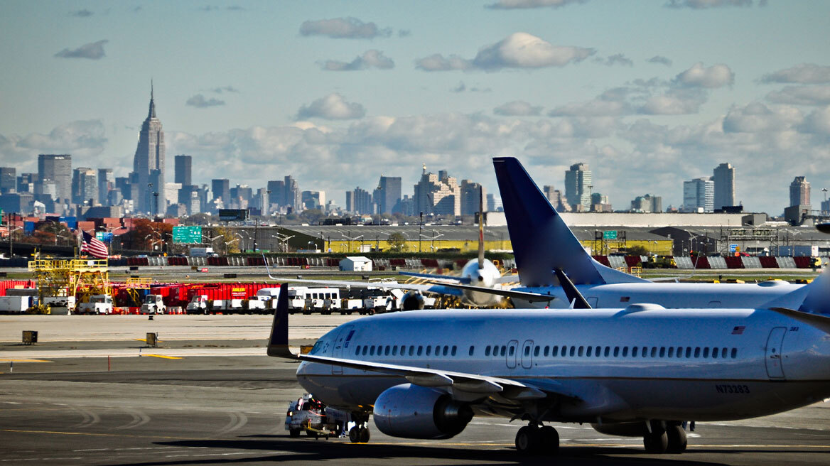 Κίνδυνος χάους στις ΗΠΑ με κλείσιμο τμημάτων του εναέριου χώρου εάν συνεχιστεί το shutdown
