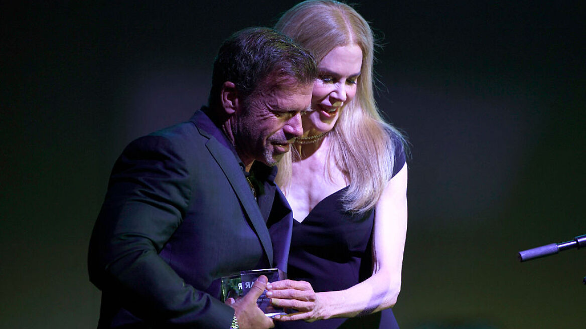 Νικόλ Κίντμαν: Η πρώτη της δημόσια εμφάνιση μετά τον χωρισμό - Το μαύρο φόρεμα και οι φωτογραφίες με συνάδελφό της