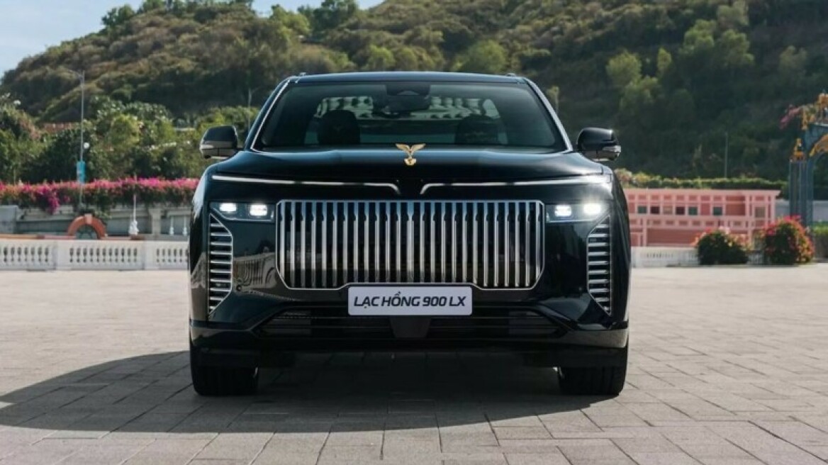 VinFast 900 LX: Το τέρας αμάν!